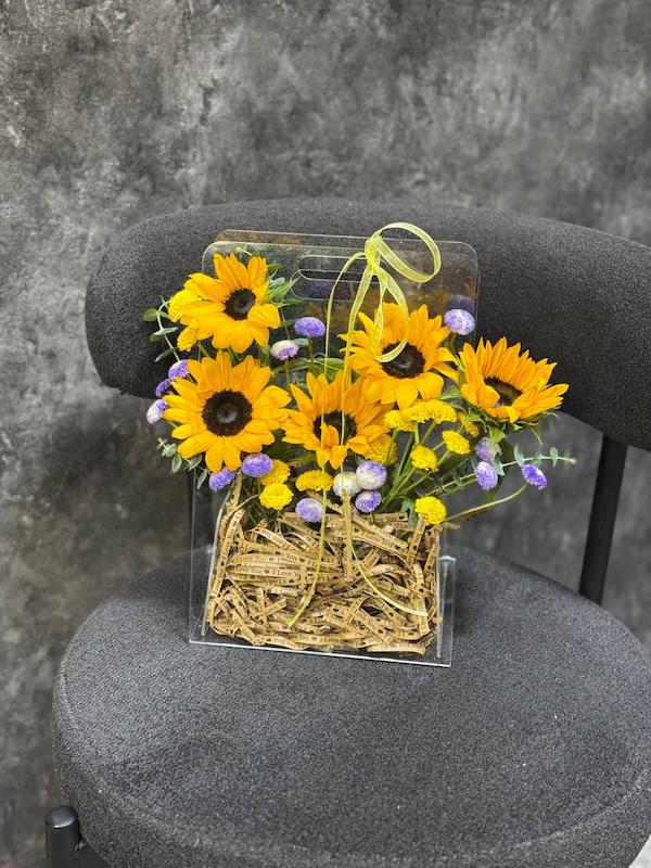 باکس گل شیشه ای آفتابگردان 