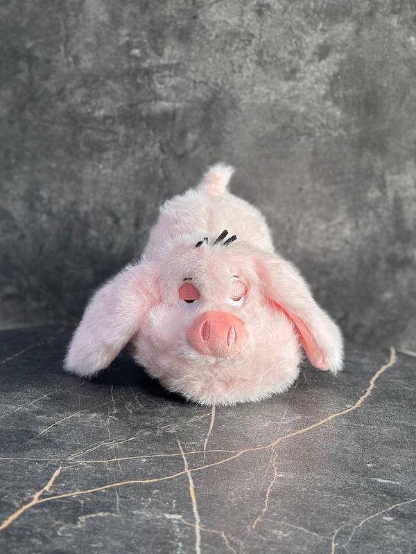 عروسک خوک صورتی