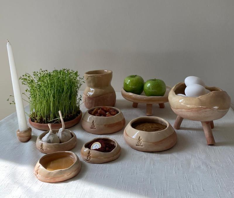 ست هفتسین سفالی دست ساز دو رنگ