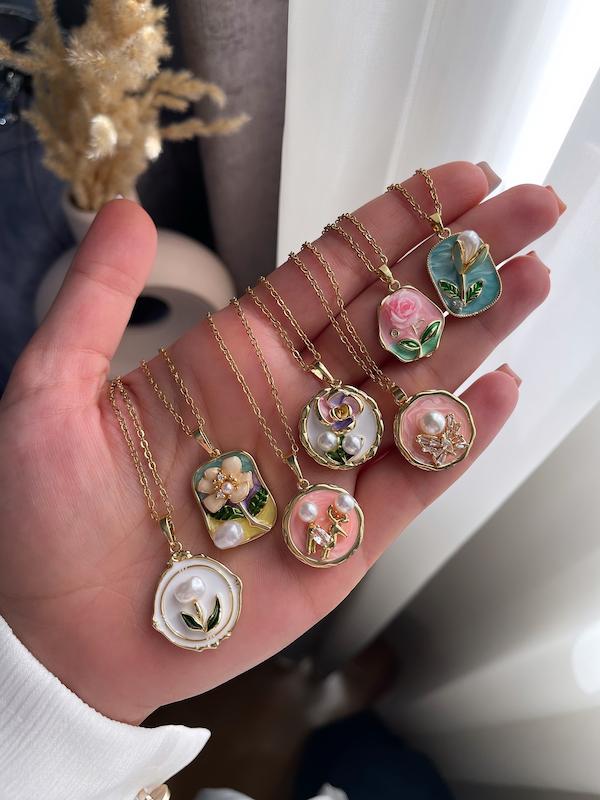 گردنبند های میناکاری 