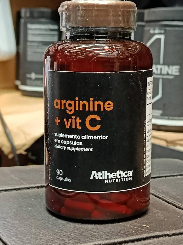 کپسول ال آرژنین + ویتامین C آتلِتیکا ۹۰ تایی (Atlhetica Nutrition Arginine + Vit C) 