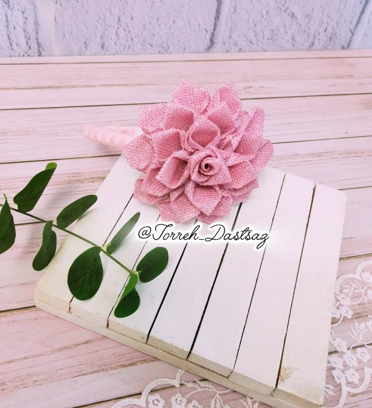 تل گل رز اکلیلی