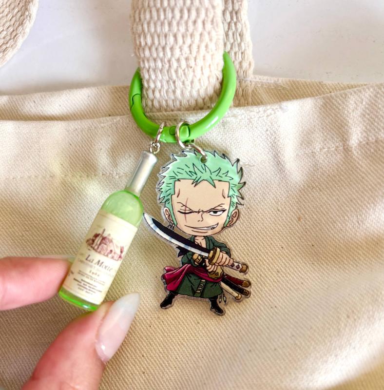 چارم Zoro و Bottle 