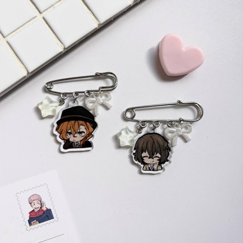 سنجاق فلزی Dazai و Chuuya