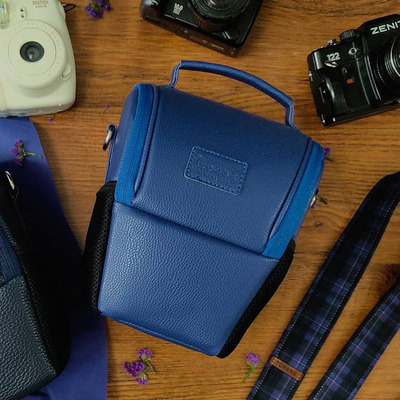 کیف دوربین پوزه ای آبی کاربنی ترنگ