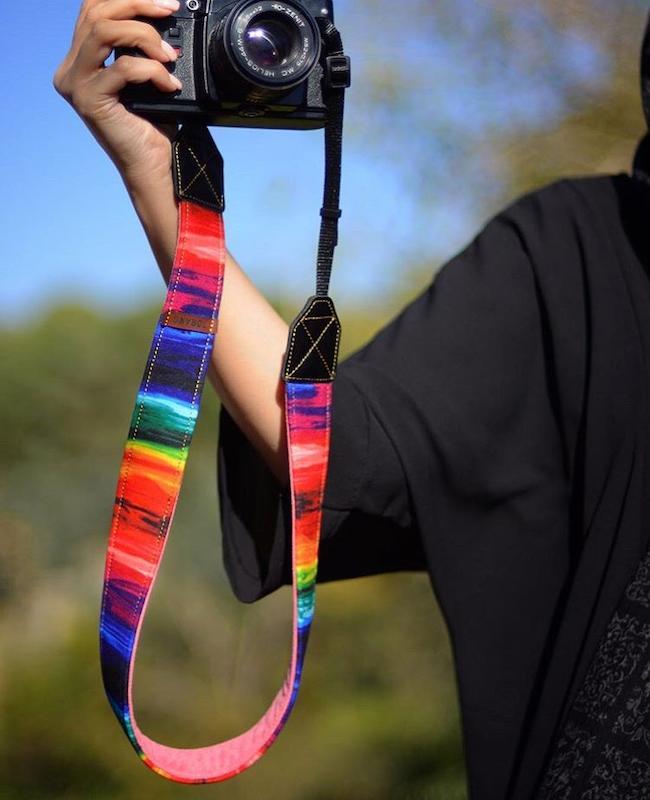 بند دوربین ترنگ طرح آبرنگ