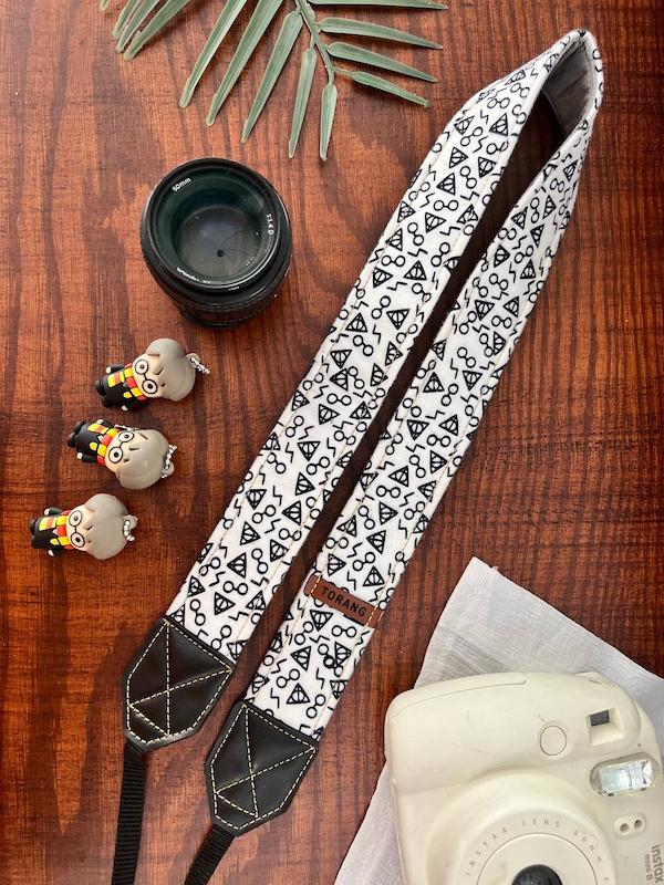 بند دوربین ترنگ طرح هری پاتر سفید