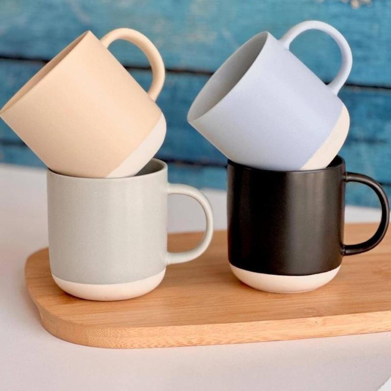 ماگ رنگی پايين سفالی سفيد ٣١٠ميل            