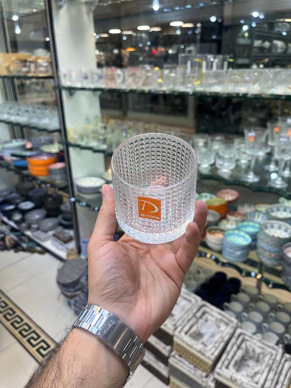 ليوان ٦ تايي طرح مربعى ته صاف DELI