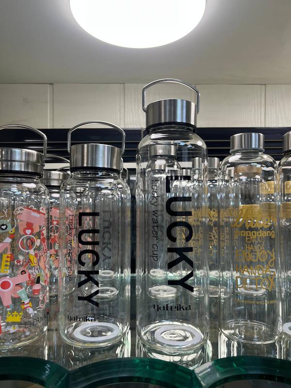 ست بطری آب پیرکس کوتاه و بلند با درب لاکی | فروشگاه نامارا