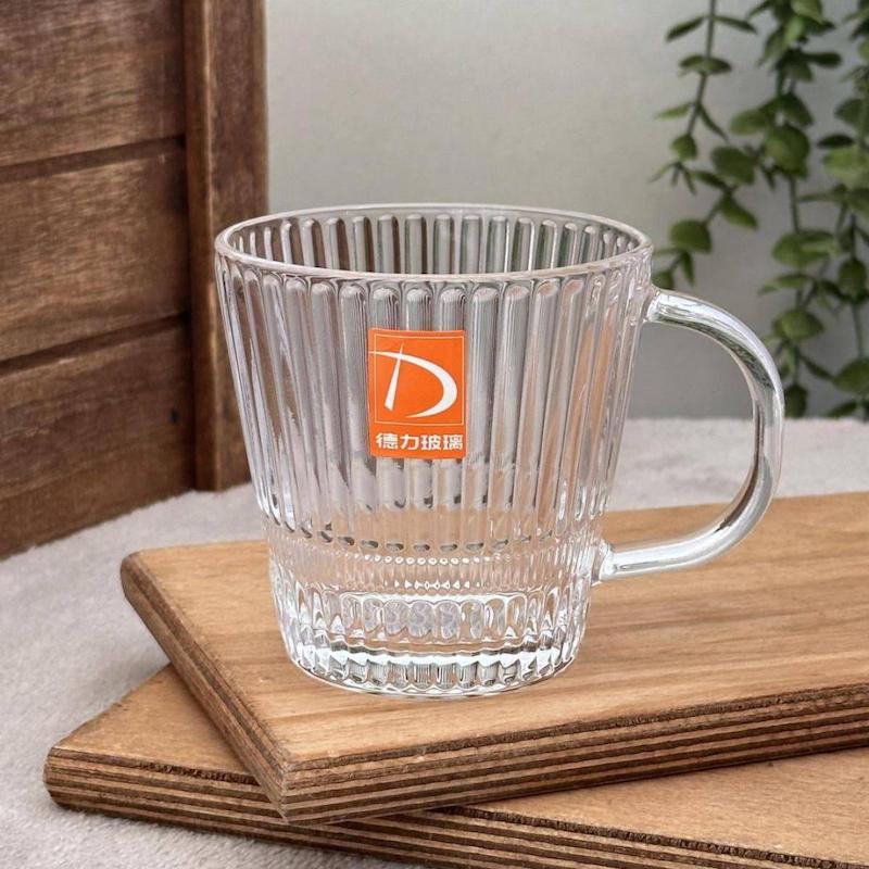 لیوان DELI | لیوان شیشه‌ای مناسب سرو نوشیدنی‌های گرم و سرد