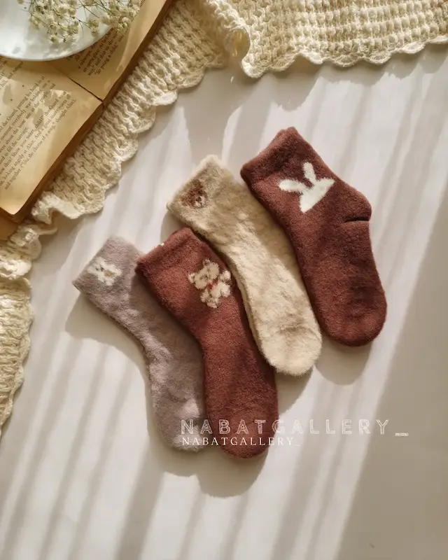 جوراب بچگانه موهر وارداتی مناسب ۴تا۷ سال برند coco