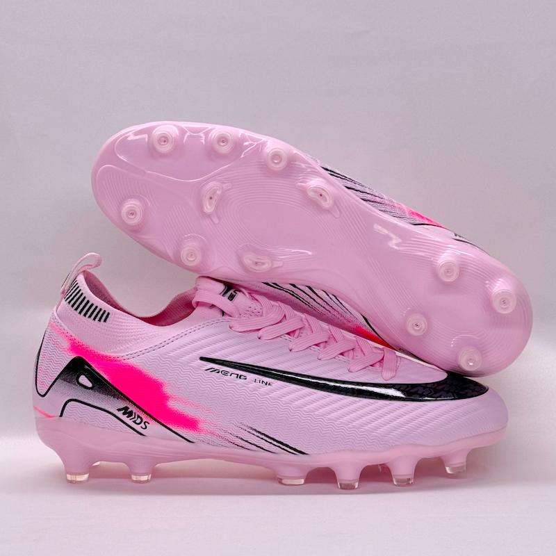 كفش فوتبال چمنى مردانه نيم ساق مارک مينگ سایز = ۴۰۴۵ تعداد = ۱۲جفتی 