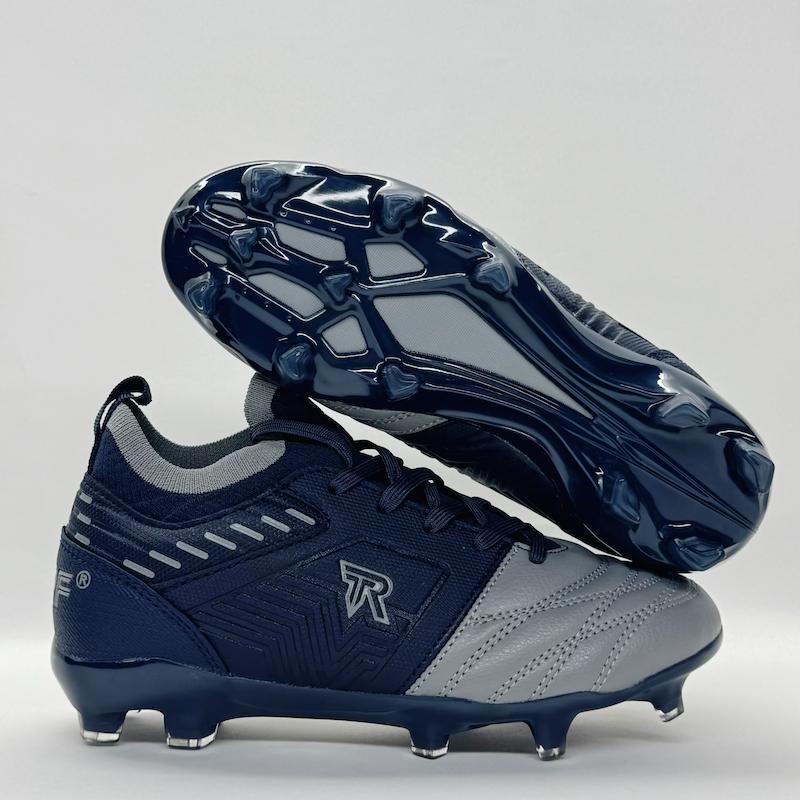 کفش فوتبال چمنی نیم ساق پسرانه مارک تورف  سایز ۳۴۳۹ تعداد 12جفتی