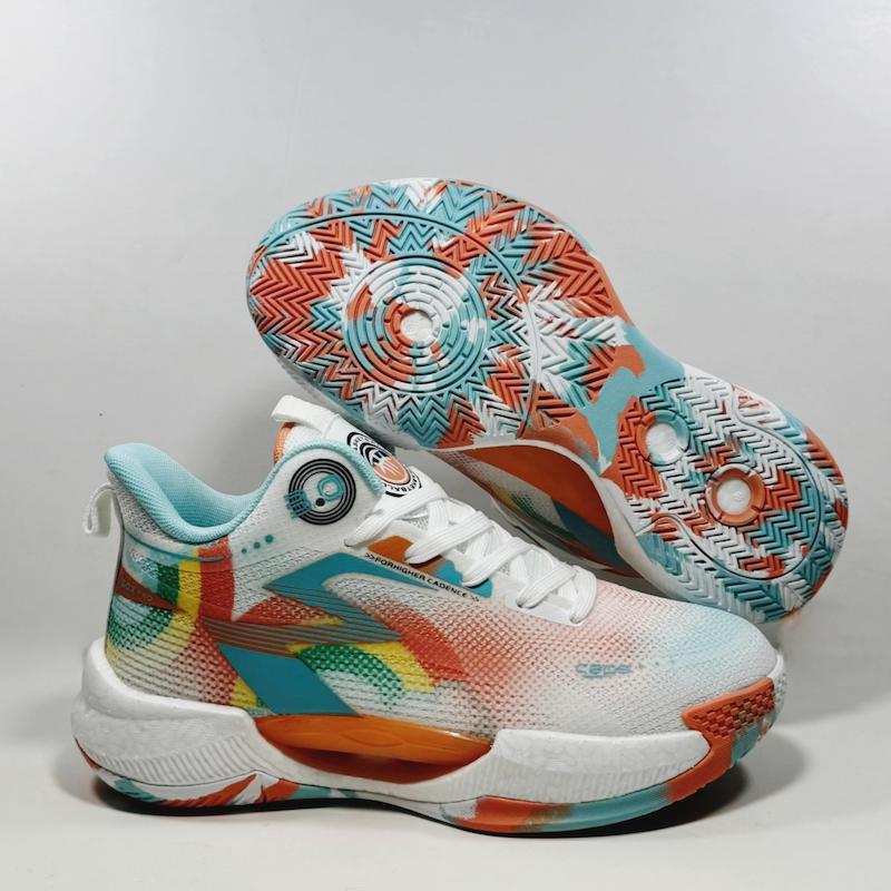 کفش بسکتبالی مردانه مارک بیتا سایز ۴۰۴۴ تعداد ۱۲جفتی 