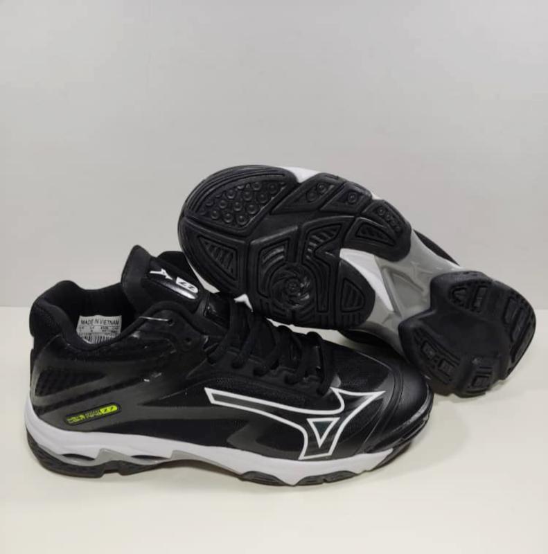 کفش والیبالی مردانه های کپی مارک میزانو سایز۴۰۴۵ تعداد ۱۲جفتی 