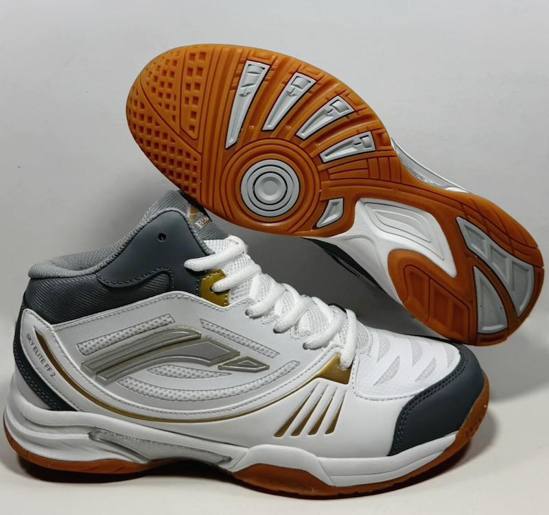 کفش والیبالی مردانه مارک ریسپانس تخت پیو کیفیت عالی سایز۳۹۴۶ تعداد ۱۲جفتی 