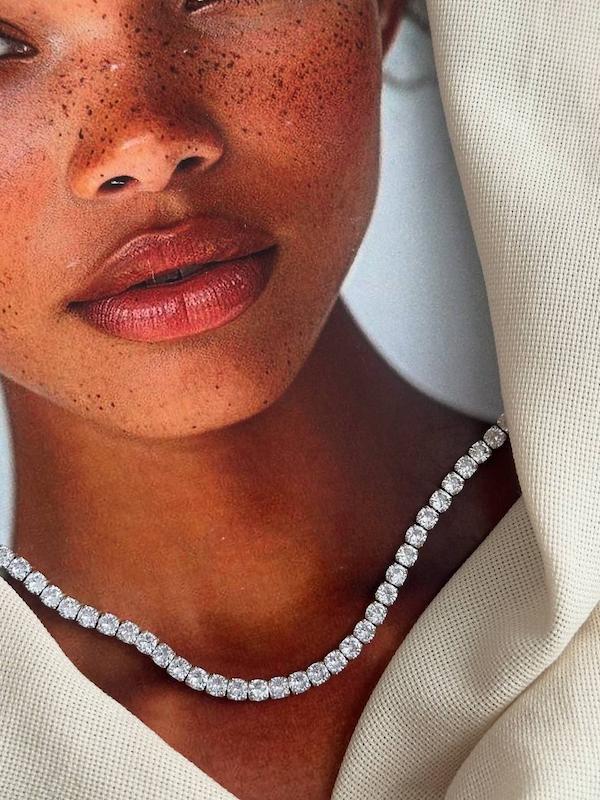 گردنبند تنیسی