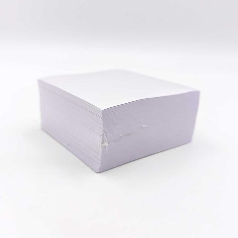 کاغذ یادداشت 10 cm * 10 cm سفید 500 ورقی