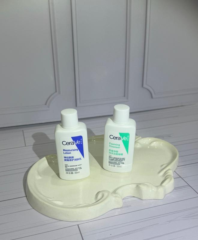 پک شوینده و لوسیون مینی مسافرتی CeraVe