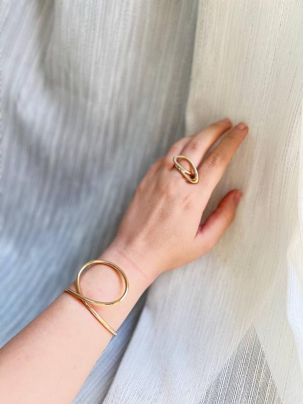 نیم ست بنگل(دستبند) و انگشتر دفرمه | اکسسوری دخترانه مدرن