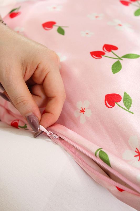 روبالشی طرح شکوفه گیلاس