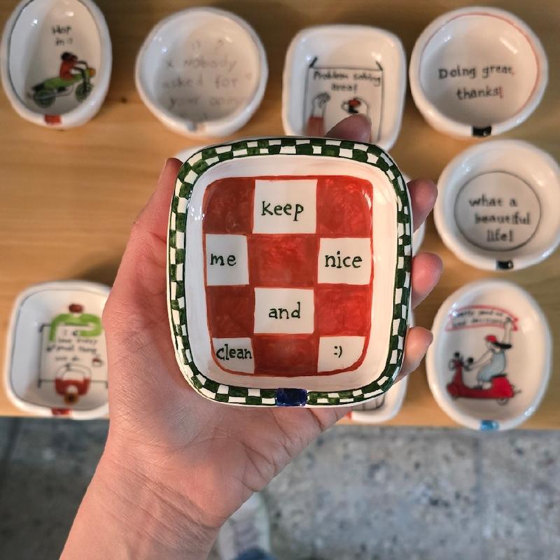 زیرسیگاری تمییز-زبان اصلی