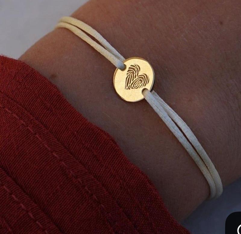 دستبند طلا طرح اثرانگشت لاو