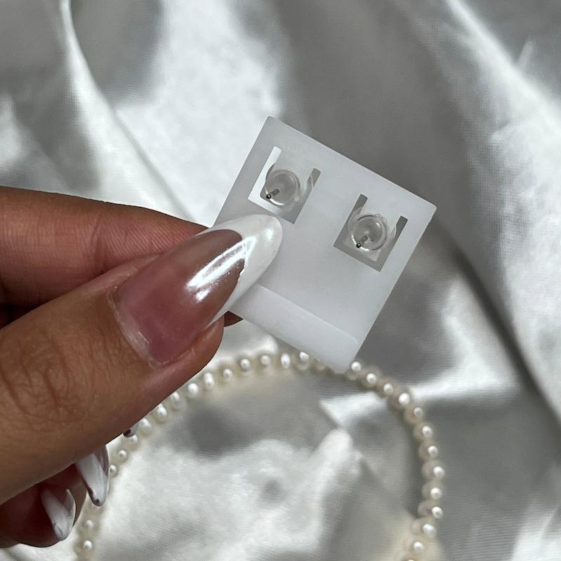 گوشواره مروارید پرورشی