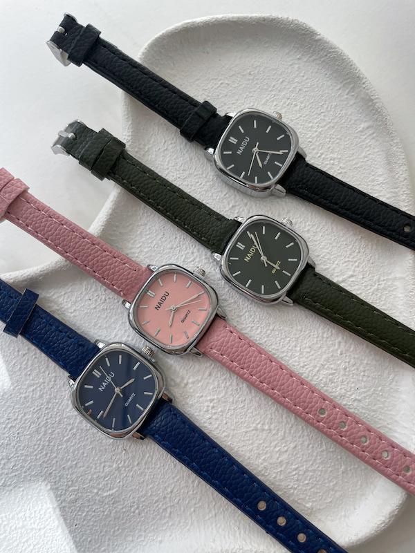 ساعت چرم نایدو مربع
