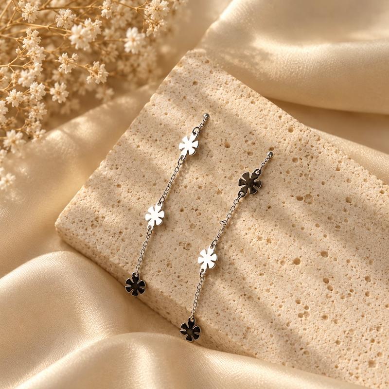 گوشواره گل بخیه ای 