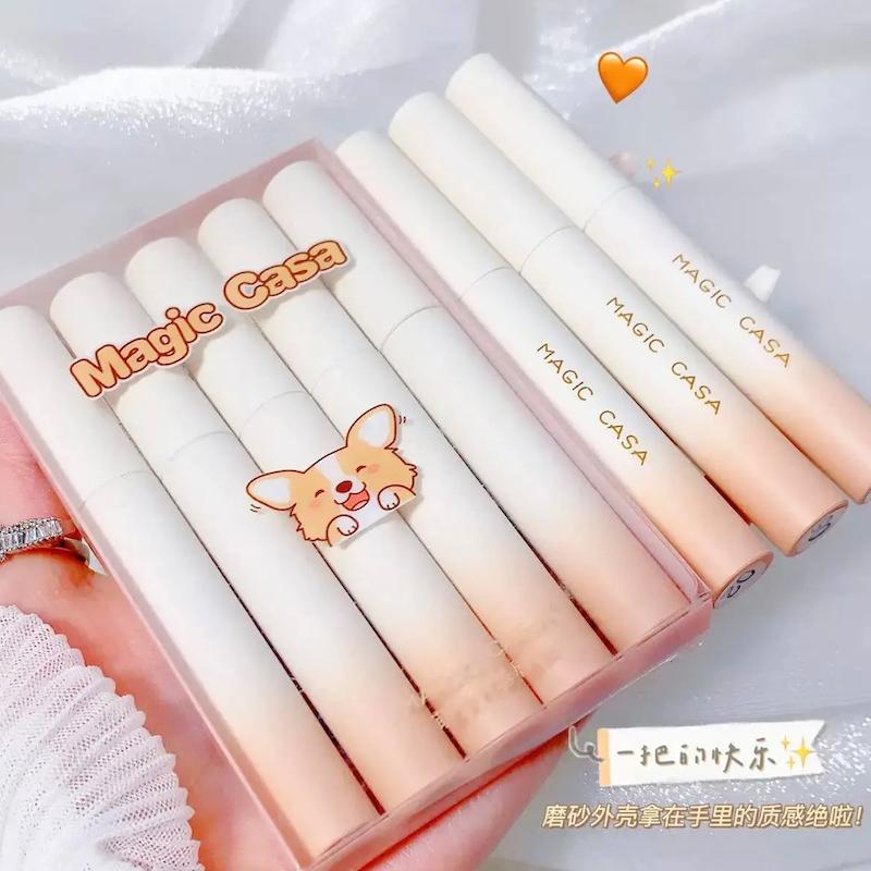 پک رژ لب مخملی Magic Casa طرح سگ بامزه