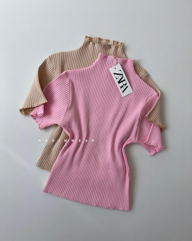 تیشرت یقه ایستاده