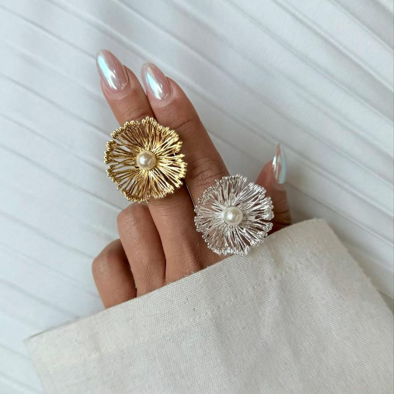 انگشتر گل تک مروارید 