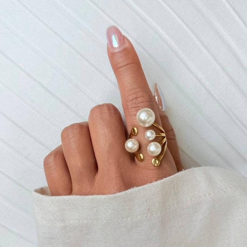 انگشتر چندشاخه مرواریدی 