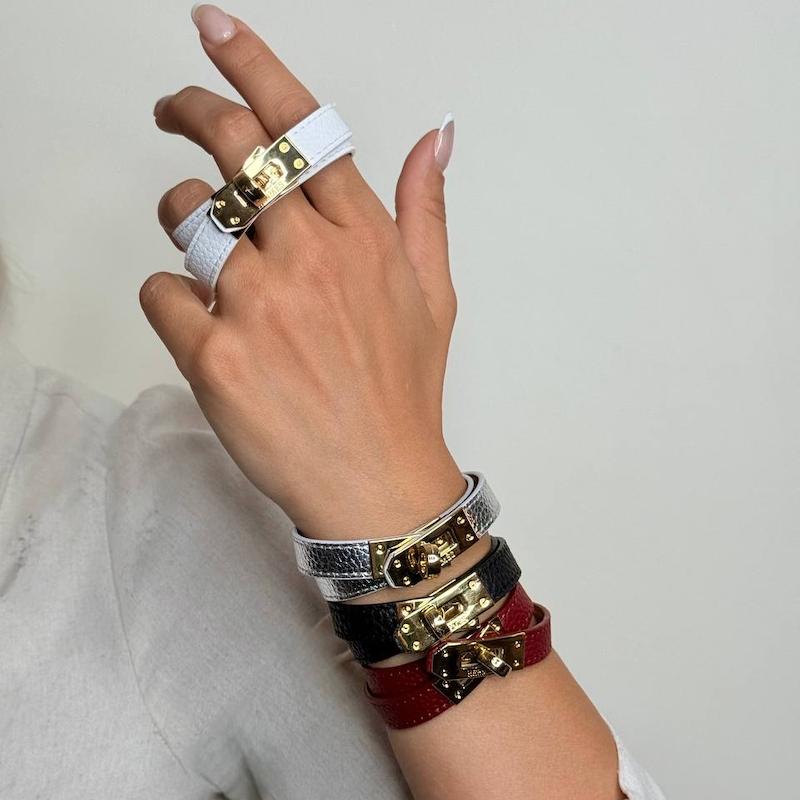 دستبند چرمی هرمس 