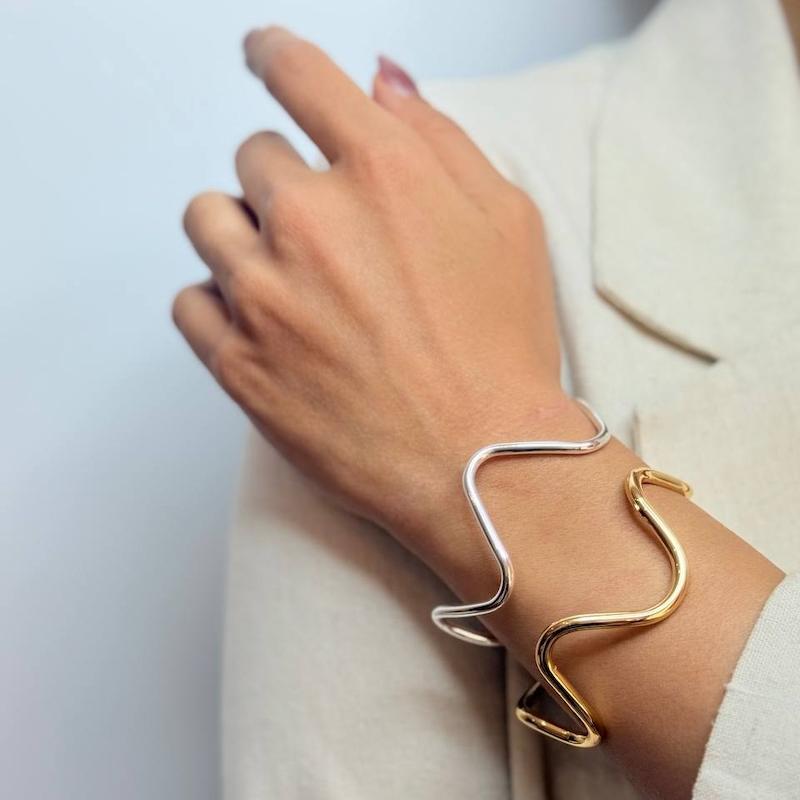 بنگل مینیمال انحنادار 