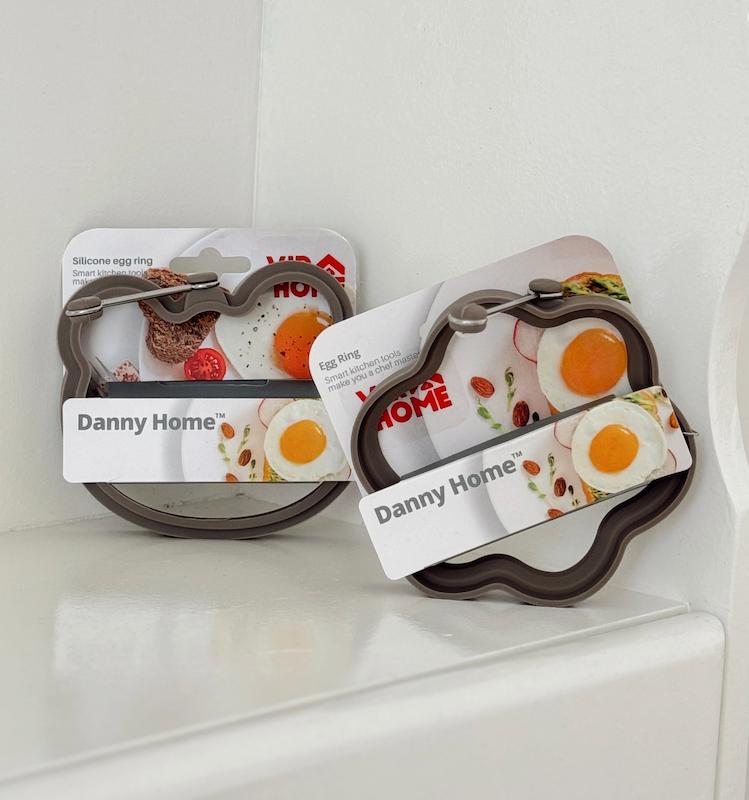 قالب نیمرو و پنکیک Danny home