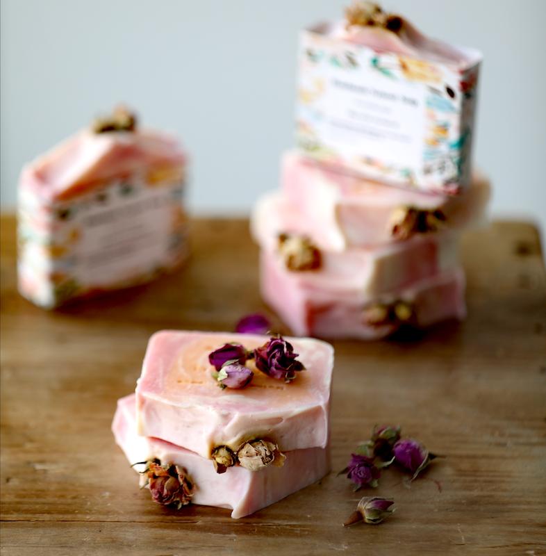 صابون دستساز (Handmade Soap)