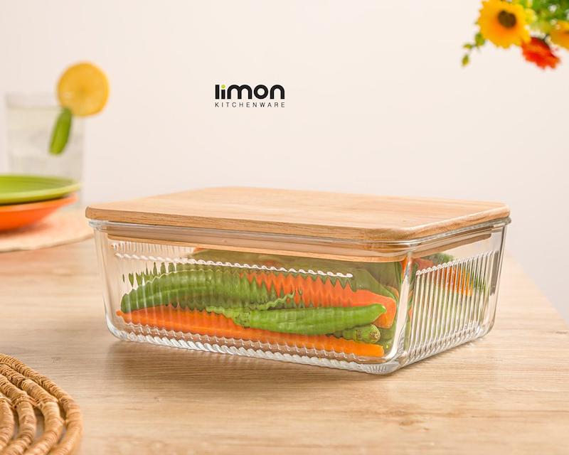 ظرف شيشه اي شياردار  1/1 ليتر درب چوبي کد 219159 لیمون