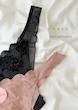 شورت فانتزی بکلس طرح گل برجسته مخمل(کد:1017)