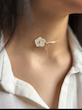 اویز شرابه ای