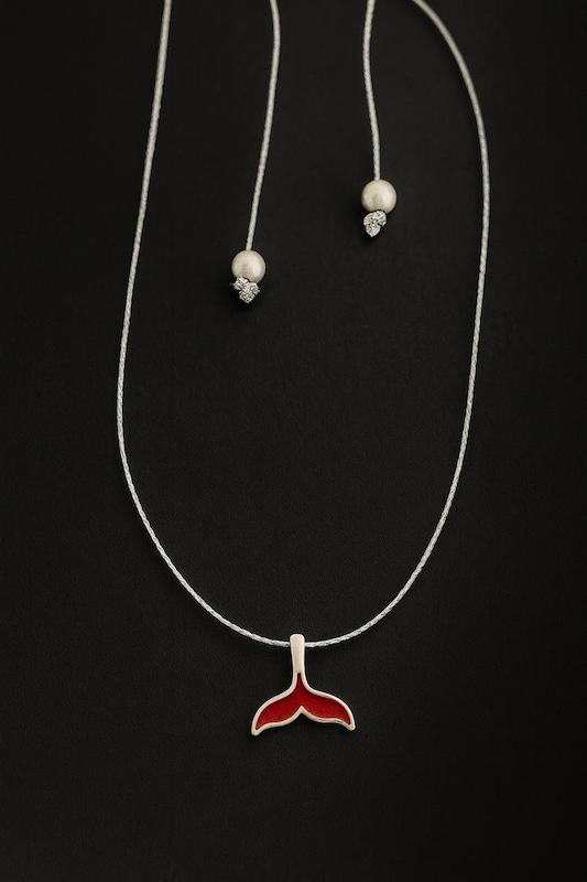 گردنبند دم دلفین