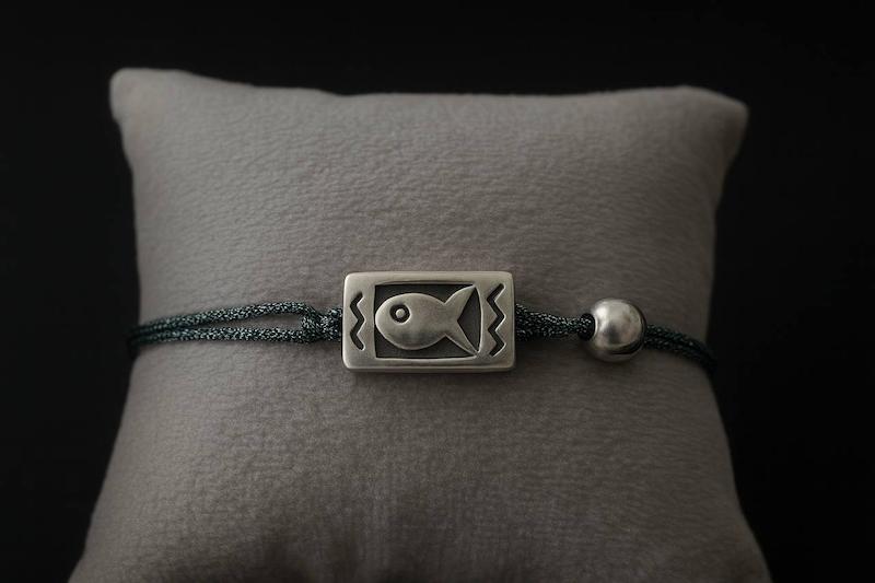 دستبند ماهی با گوی 