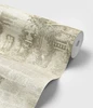  نمای نزدیک از کاغذ دیواری وینتیج طرح پل و درخت کد 14002 به همراه گلدان گل صدتومانی سفید