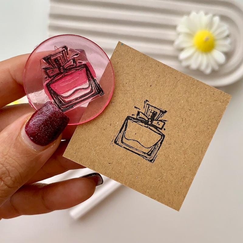 مهر ژلاتینی کد 579 ( عطر )