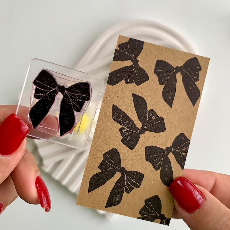 مهر ژلاتینی کد 589 ( پاپیون )