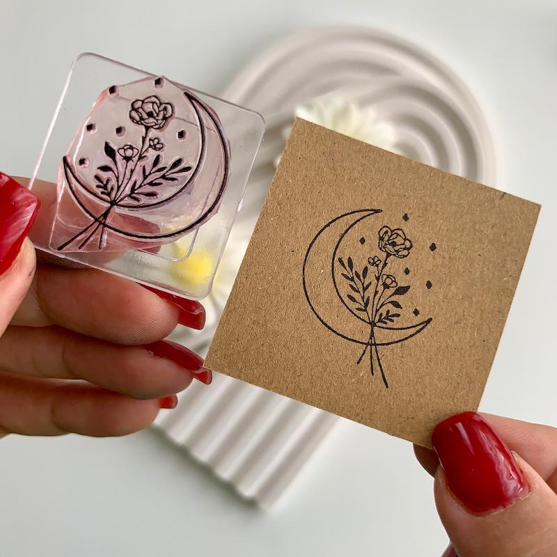 مهر ژلاتینی کد 601 ( ماه )