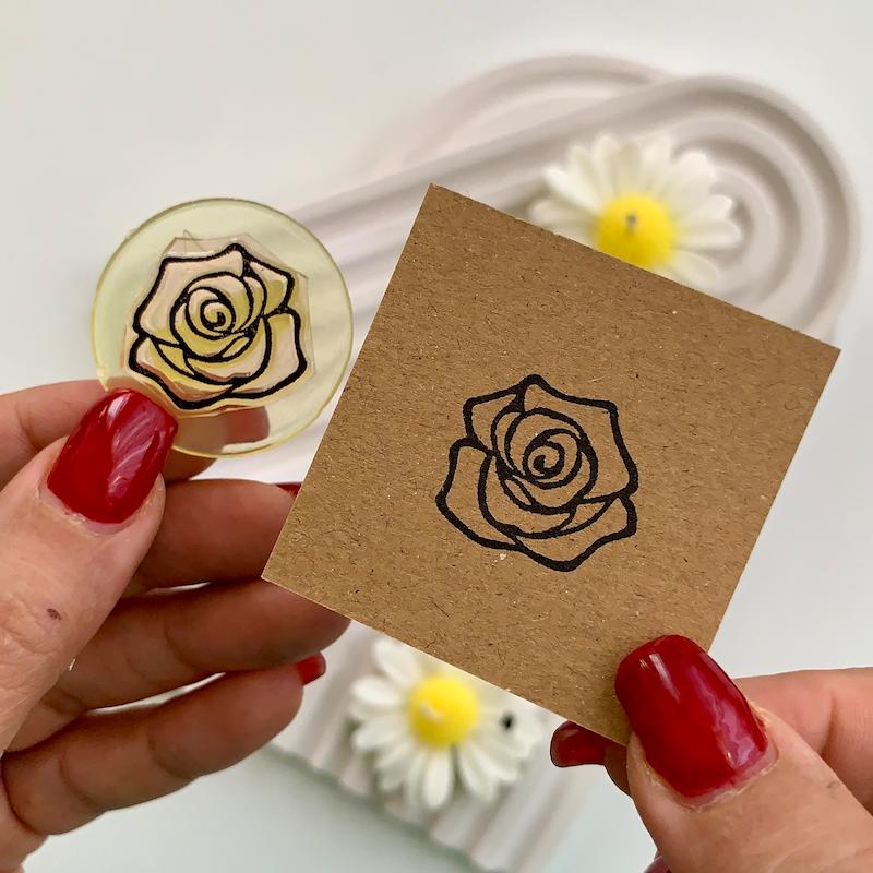 مهر ژلاتینی کد 629 ( گل )