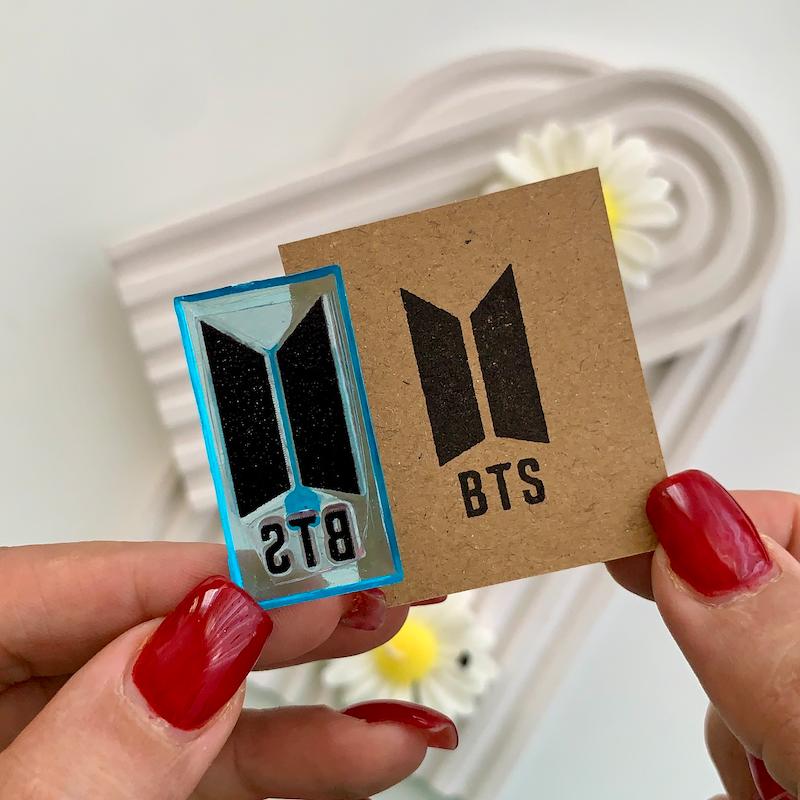 مهر ژلاتینی کد 646 ( مهر گروه BTS )